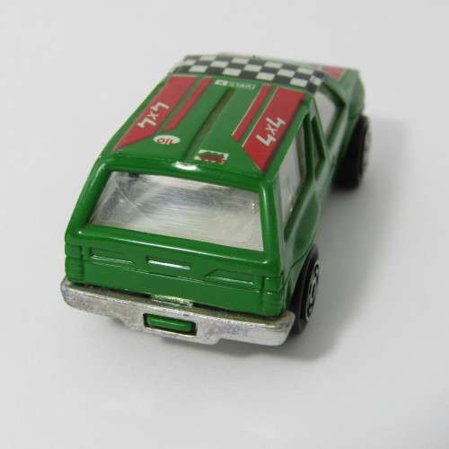 Novacar #107 Nissan Pathfinder 4x4 Rallye toy car