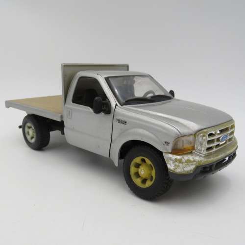 Maisto Ford F-350 super duty pick-up truck model - Scale 1/27
