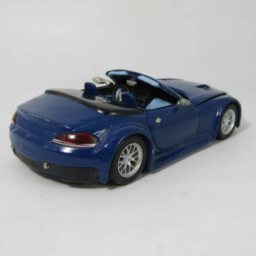M52 BMW Z4 GT3 model car - pull back action - scale 1/32 - repainted