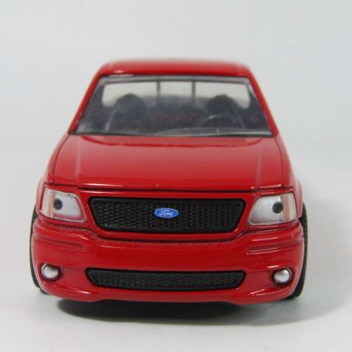 Jada Toys 1999 F-150 SVT Lighting model car - scale 1/32