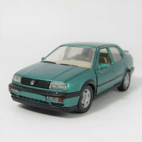 Schabak Modell Volkswagen Vento / Jetta model car - scale 1/43