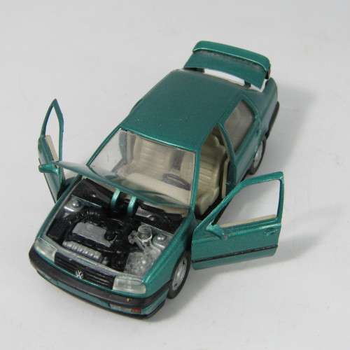 Schabak Modell Volkswagen Vento / Jetta model car - scale 1/43