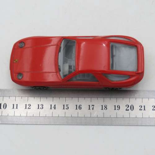 Bburago Porsche 928 S4 model car - Scale 1/43