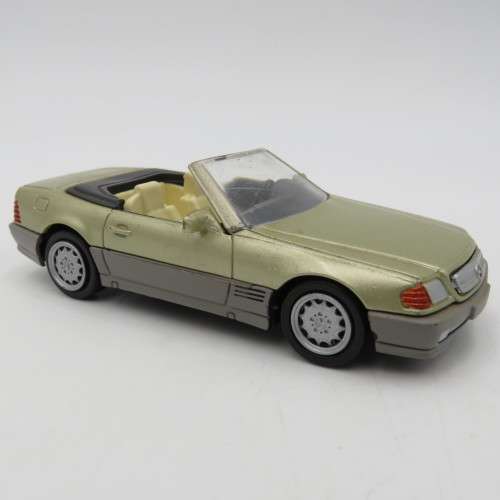 NewRay 1992 Mercedes-Benz 600 SL convertible model car - Scale 1/43