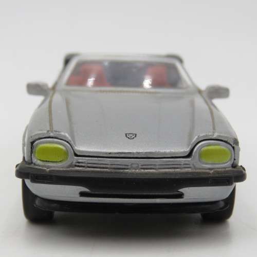 NewRay 1988 Jaguar XJ-5 V12 model car - Scale 1/43