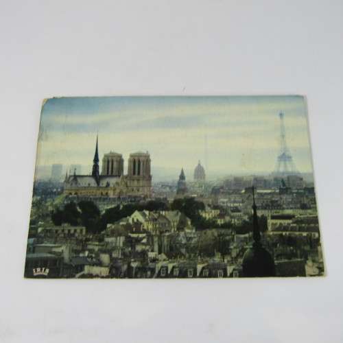 Lot of 100 vintage post cards with stamps - from all over the world