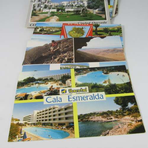 Lot of 100 vintage post cards with stamps - from all over the world