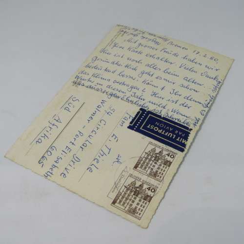 Lot of 100 vintage post cards with stamps - from all over the world