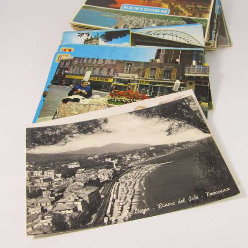 Lot of 100 vintage post cards with stamps - from all over the world