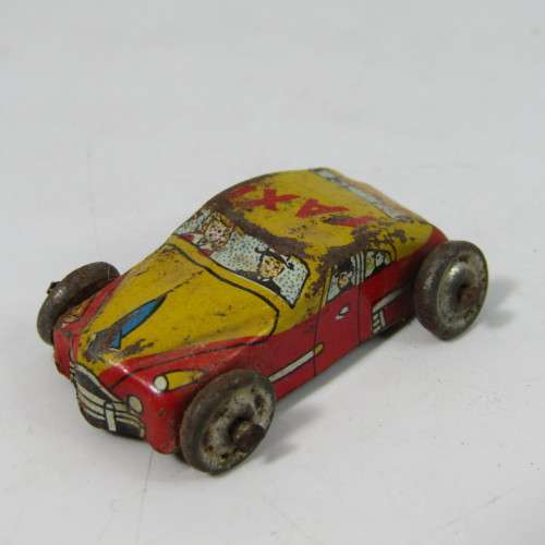 Lot of vintage tinplate toys - some parts missing