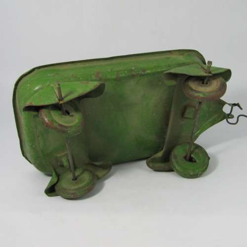 Vintage hand mate metal to trailer - damaged