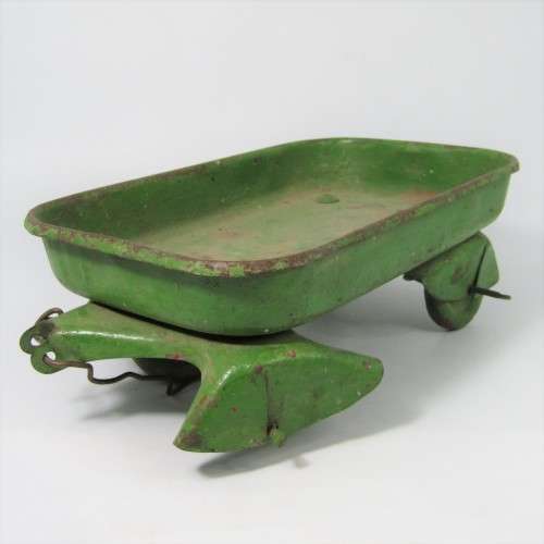 Vintage hand mate metal to trailer - damaged