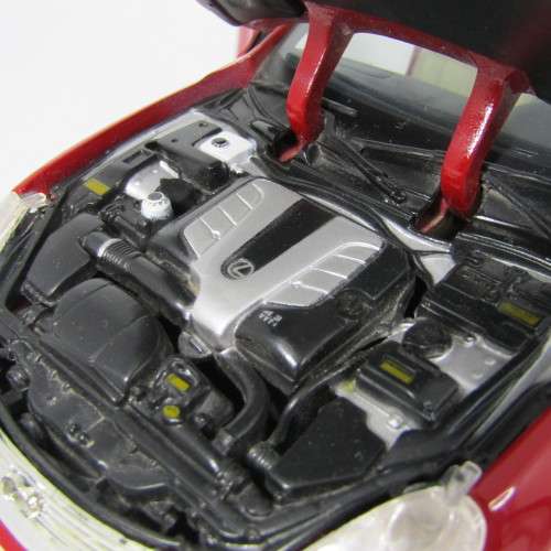 Maisto Lexus SC430 convertible model car - scale 1/18
