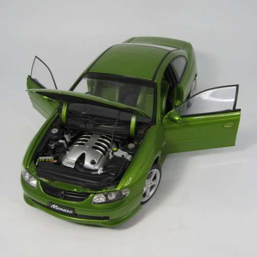 AutoArt Holden Monaco GV8 Coupe model car - wire insert`s in bonnet and boot - scale 1/18