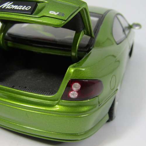 AutoArt Holden Monaco GV8 Coupe model car - wire insert`s in bonnet and boot - scale 1/18