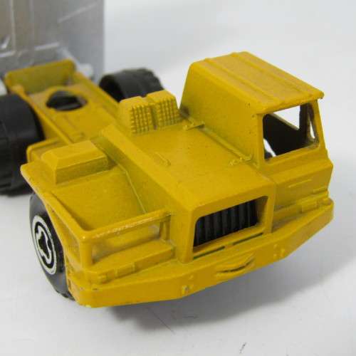 Majorette #274 Benne Carriere dump truck toy car - scale 1/100
