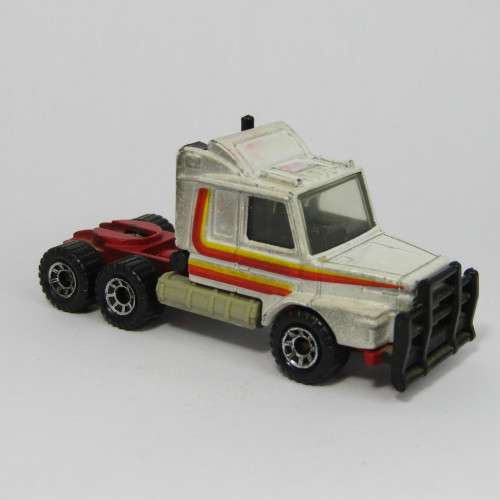 Matchbox Scania T142 truck toy car - scale 1/80
