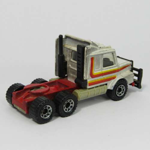 Matchbox Scania T142 truck toy car - scale 1/80