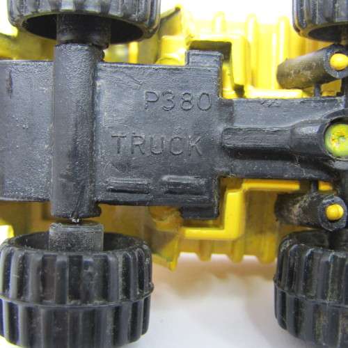 Zee Toys P380 dump truck toy car