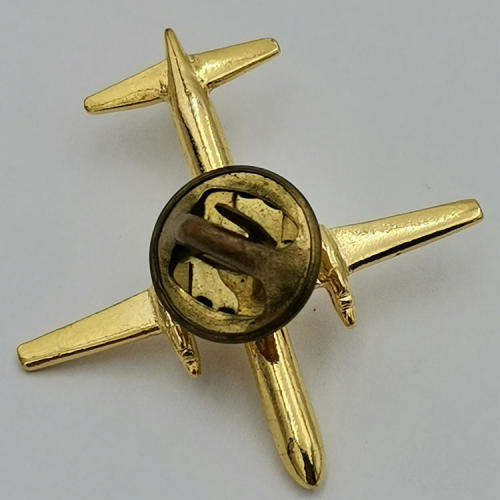 Hawker Siddeley HS 748 Aircraft pin badge