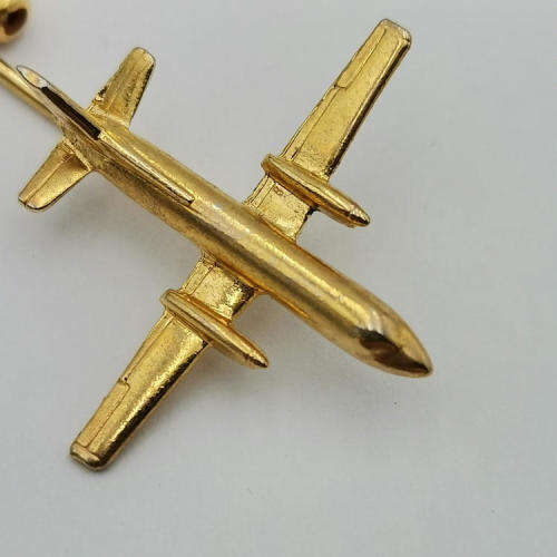 Hawker Siddeley HS 748 Aircraft pin badge