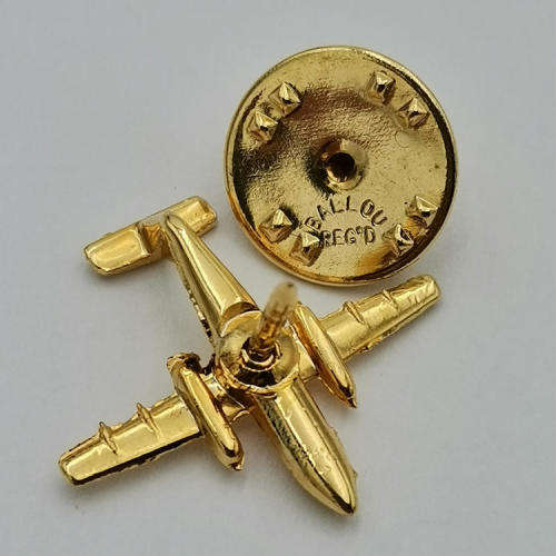 Franco - Italian ATR 42 Regional Airliner aircraft pin badge