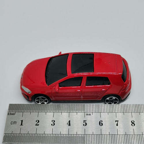 Maisto Volkswagen Golf GTi toy car