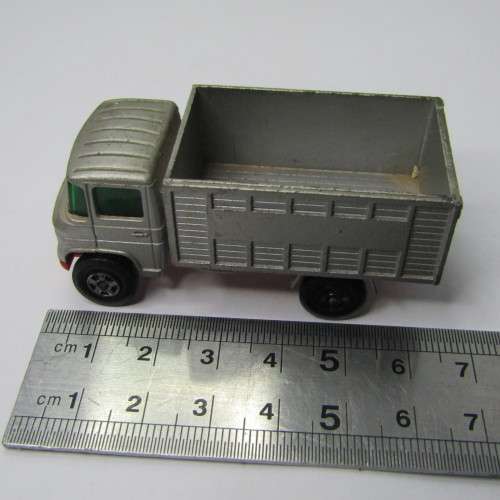 Matchbox Superfast #11 Mercedes Scaffolding truck toy car