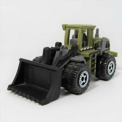 Matchbox # MB737 Quarry King front end loader die-cast toy