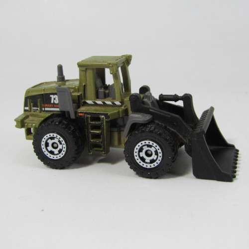 Matchbox # MB737 Quarry King front end loader die-cast toy