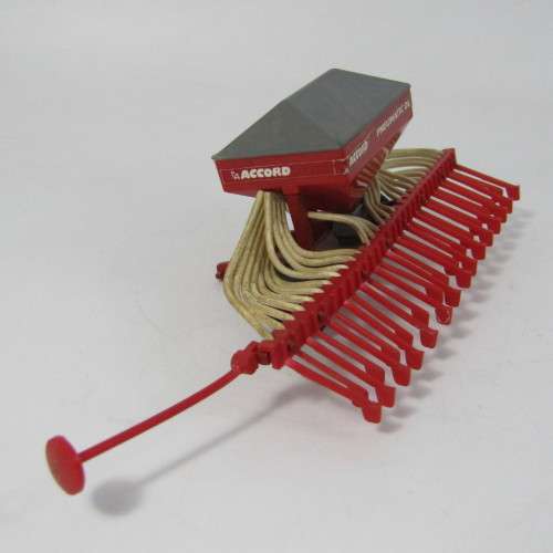 Britains Accord Pneumatic seed drill model - scale 1/32