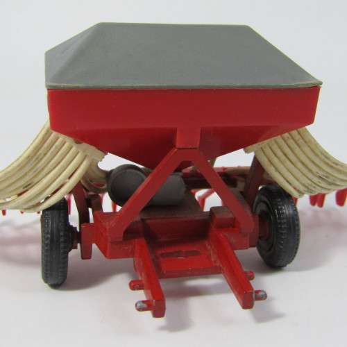 Britains Accord Pneumatic seed drill model - scale 1/32