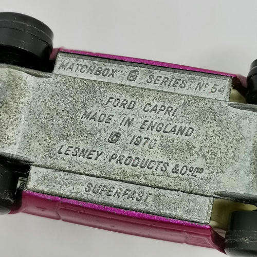 Matchbox Superfast #54 Ford Capri toy car - opening bonnet