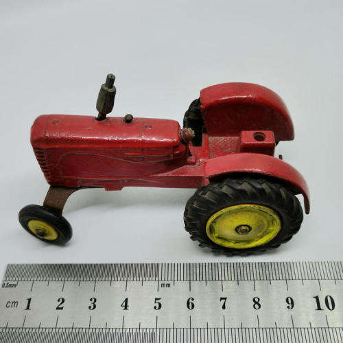 Meccano Dinky Toys Massey-Harris die-cast toy tractor - no steering and seat