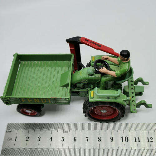 Siku #3476 Fendt tool carrier tractor with Dieselross side cutter