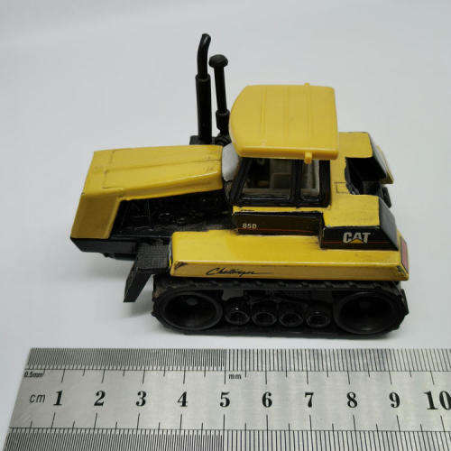 ERTL CAT 85D Challenger agricultural tractor - scale 1/64