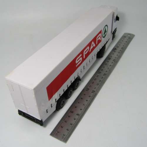 Teama Scania Spar delivery truck and trailer