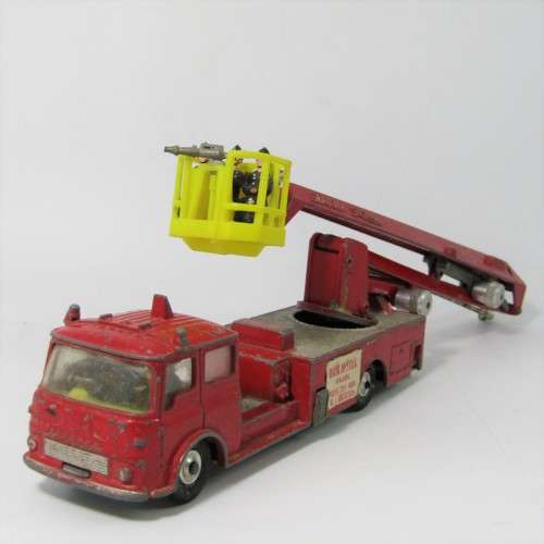 Corgi Major Simon Snorkel Fire engine die-cast toy truck - extension boom broken
