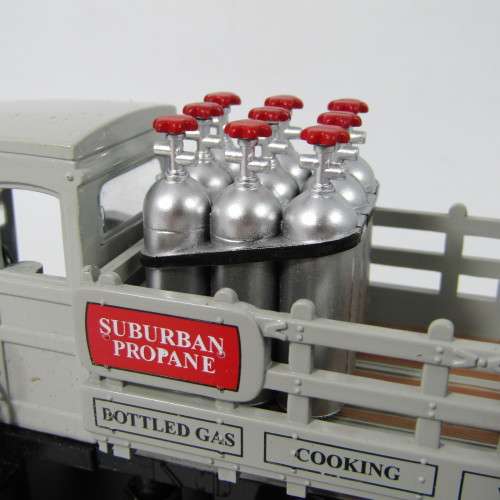 New Ray Classic Collection 1923 Chevy Series D 1 ton truck model car in original box - scale 1/32
