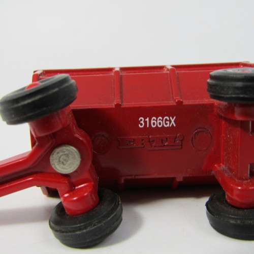 ERTL CASE International 7210 die-cast tractor with trailer - scale 1/64