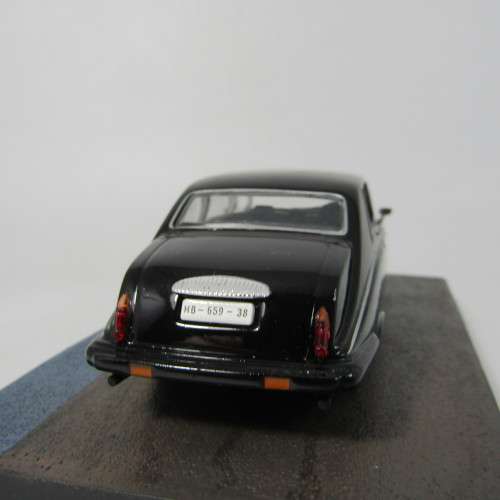 James Bond 007 Daimler Limousine die-cast model car - Casino Royale
