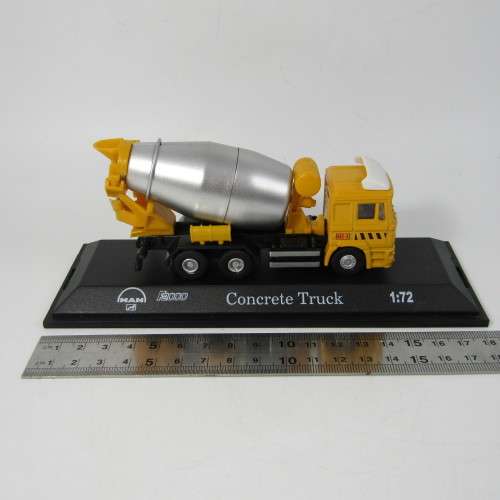 Automaxx MAN F2000 Concrete die-cast truck in box - scale 1/72
