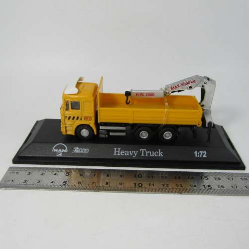 Automaxx MAN F2000 Heavy truck with crane in box - scale 1/72