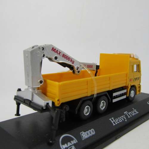 Automaxx MAN F2000 Heavy truck with crane in box - scale 1/72