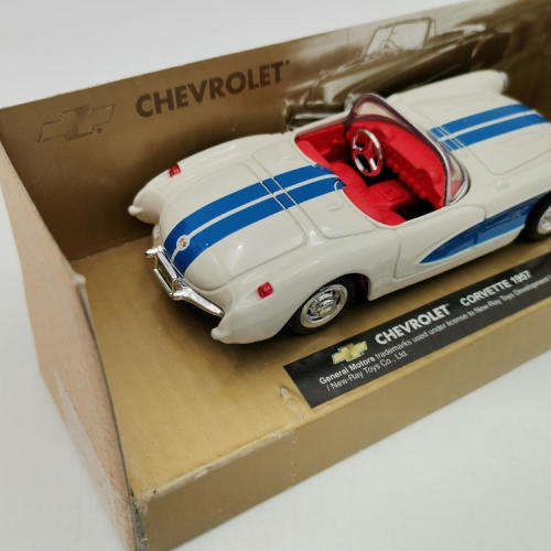 NewRay 1957 Chevrolet Corvette die-cast model car - scale 1/43