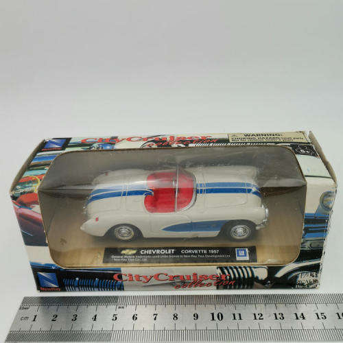NewRay 1957 Chevrolet Corvette die-cast model car - scale 1/43