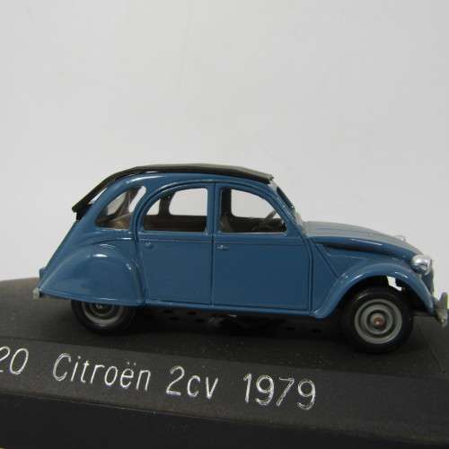 Solido #1820 Citroen 2CV 1979 die-cast model car - scale 1/43 - case cracked