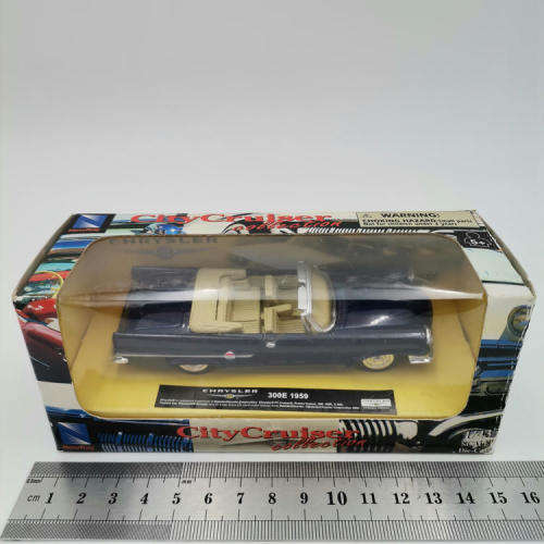 NewRay 1959 Chrysler 300 E dis-cast model car - Scale 1/43