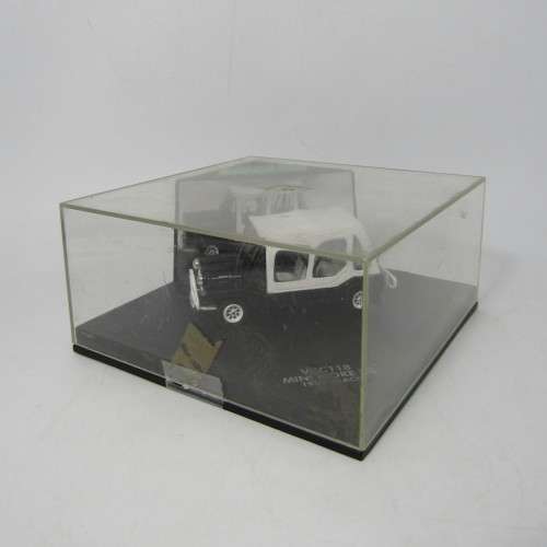 Vitesse 1989 Mini Moke 25 die-cast model car - scale 1/43