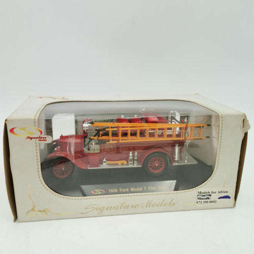 Signature Models 1926 Ford Model T Five truck model in box